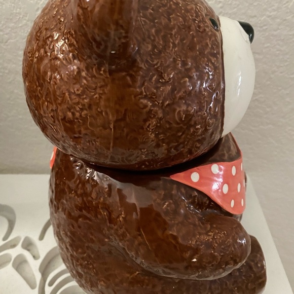 Vintage 1983 Otagiri Ceramic Brown Bear Cookie Jar with Red Polka Dot Bandana - Picture 9 of 16